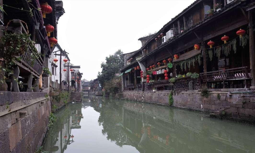 王爷墓墓门大开数百年,为何盗墓贼不来光顾?墓中宝贝一件未丢